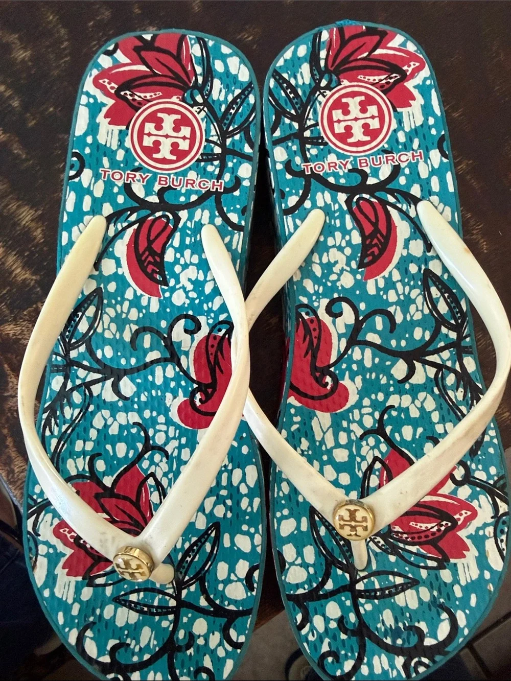 TORY BURCH FLIP FLOPS